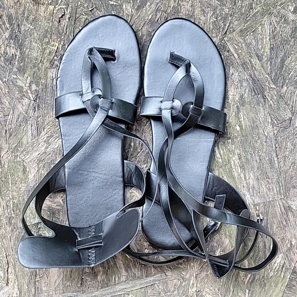 Black Strappy Sandles Sz 9.5